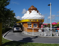 Twistee with a Santa Hat